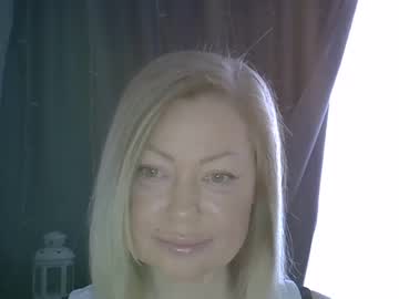 Little__Vera Chaturbate stream image from March 18, 2025