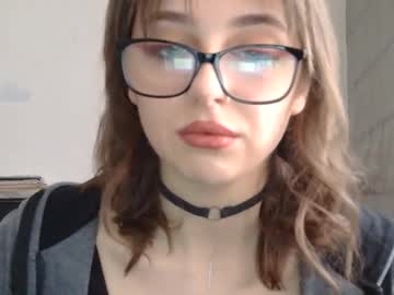Pollishechka Chaturbate stream image from March 18, 2025