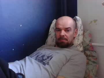 Yewloo Chaturbate stream image from March 18, 2025