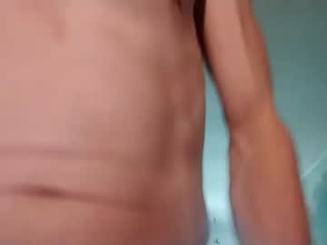 Eezzsmoke Chaturbate stream image from March 18, 2025