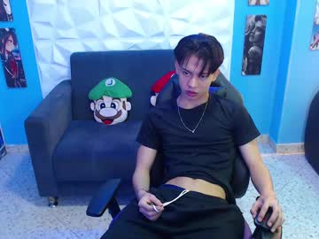 Joselucian Chaturbate stream image from March 18, 2025