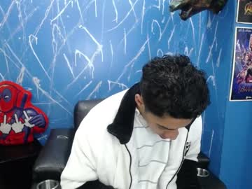 Walterjoness Chaturbate stream image from March 18, 2025
