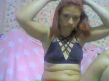 Yinnath Chaturbate stream image from March 18, 2025