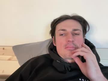 David128198 Chaturbate stream image from March 18, 2025