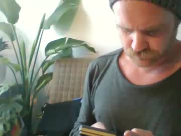 J_Tree88 Chaturbate stream image from March 18, 2025