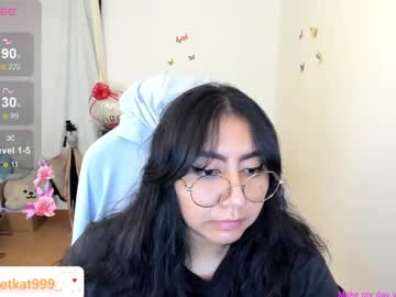 Kat_Ly_Chan Chaturbate stream image from March 18, 2025