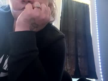Queendaddysgirl69 Chaturbate stream image from March 18, 2025