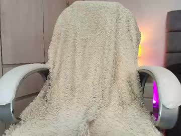 Mariana_Gomez01 Chaturbate stream image from March 18, 2025