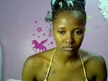 Sexxyezzy_ Chaturbate stream image from March 18, 2025
