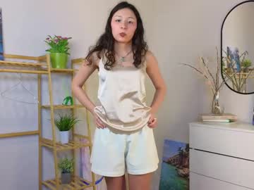 Berenicegrooms Chaturbate stream image from March 18, 2025
