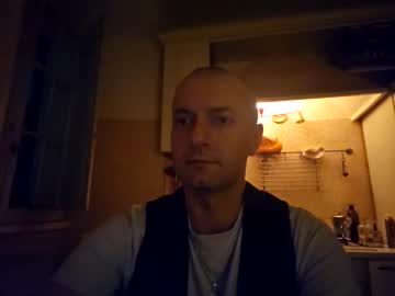 Merv88 Chaturbate stream image from March 18, 2025