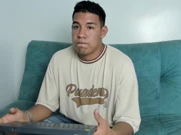 Andresfiire Chaturbate stream image from March 18, 2025