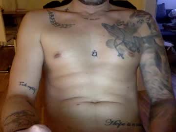 Freshguy28 Chaturbate stream image from March 18, 2025