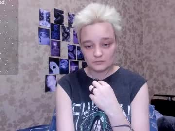 Imlinn Chaturbate stream image from March 18, 2025