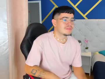 Kevin_Cox Chaturbate stream image from March 18, 2025