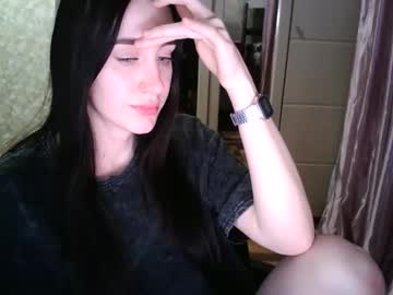 Milanaxangel Chaturbate stream image from March 18, 2025
