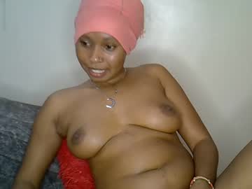 Solana_Dee Chaturbate stream image from March 18, 2025