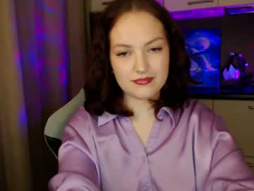 Eviik Chaturbate stream image from March 18, 2025