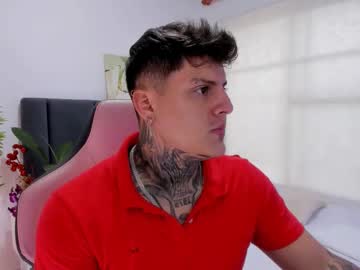 Johny_Multicum Chaturbate stream image from March 18, 2025