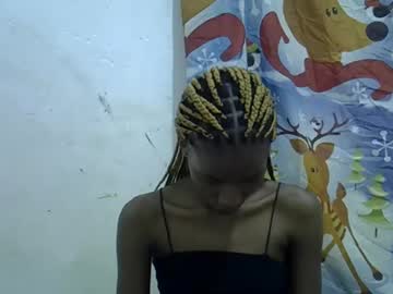 Natalih Chaturbate stream image from March 18, 2025