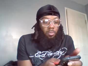 Biglyfe Chaturbate stream image from March 18, 2025