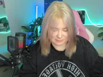 Lina_Linx Chaturbate stream image from March 18, 2025