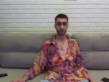 Lollilad Chaturbate stream image from March 18, 2025