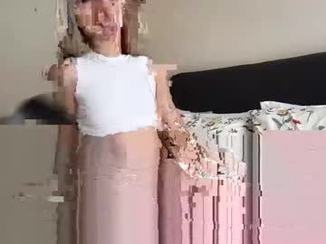 Misslilyt Chaturbate stream image from March 18, 2025