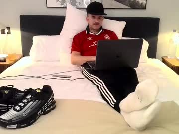 Tylerlogan813 Chaturbate stream image from March 18, 2025