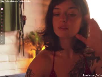 _Freckles Chaturbate stream image from March 18, 2025