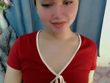 Haylee_Slut Chaturbate stream image from March 18, 2025