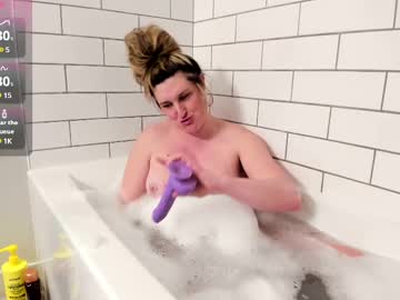Imleannelawson Chaturbate stream image from March 18, 2025