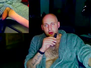 Twardyidlugi Chaturbate stream image from March 18, 2025