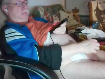 Loewe39238 Chaturbate stream image from March 19, 2025