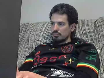 Longnight5 Chaturbate stream image from March 19, 2025