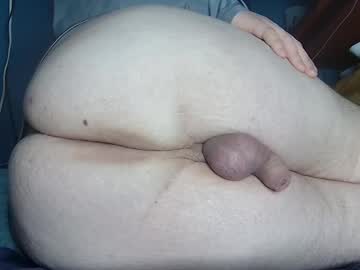 Sara_Femboy Chaturbate stream image from March 19, 2025