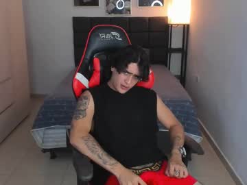 Axel__Clayton Chaturbate stream image from March 19, 2025