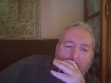 Ioppox3 Chaturbate stream image from March 19, 2025