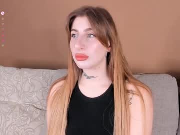 Ohwhonow Chaturbate stream image from March 19, 2025