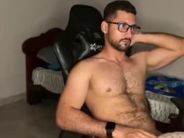 Poperjr Chaturbate stream image from March 19, 2025