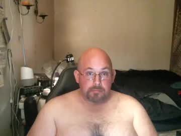 Slavejim518 Chaturbate stream image from March 19, 2025