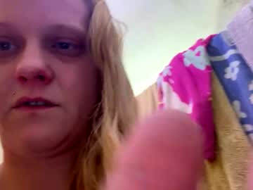 Soohott123 Chaturbate stream image from March 19, 2025