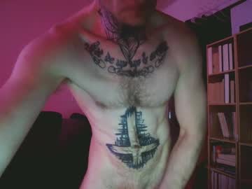 Itsdarc Chaturbate stream image from March 19, 2025