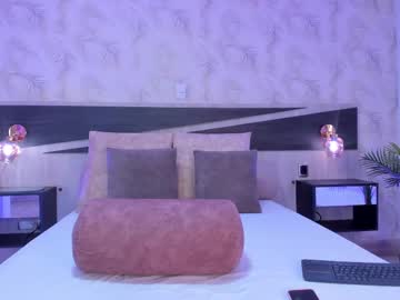 Ava_Dee Chaturbate stream image from March 19, 2025