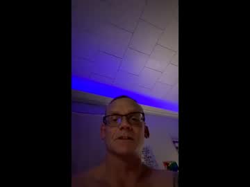 Lilmamadaddychaddy Chaturbate stream image from March 19, 2025
