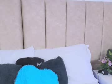 Lily_Greey Chaturbate stream image from March 19, 2025