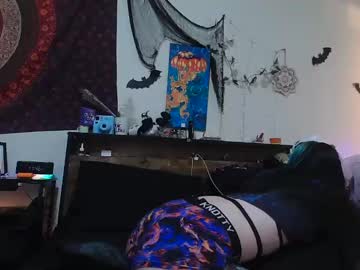Milleymay Chaturbate stream image from March 19, 2025