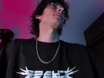 Olliver___Y Chaturbate stream image from March 19, 2025