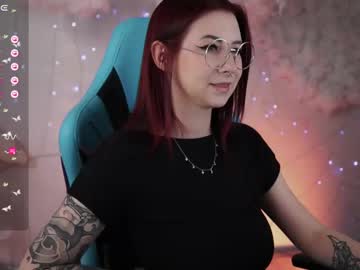 Wesleegray Chaturbate stream image from March 19, 2025
