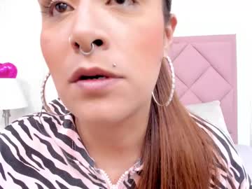 Nicolewaynne Chaturbate stream image from March 19, 2025